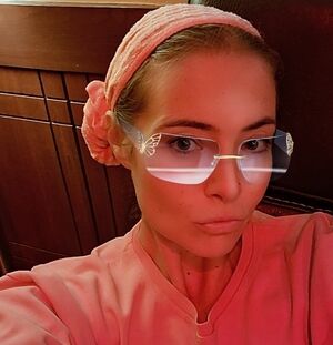 Meet your Posher, Jenifer